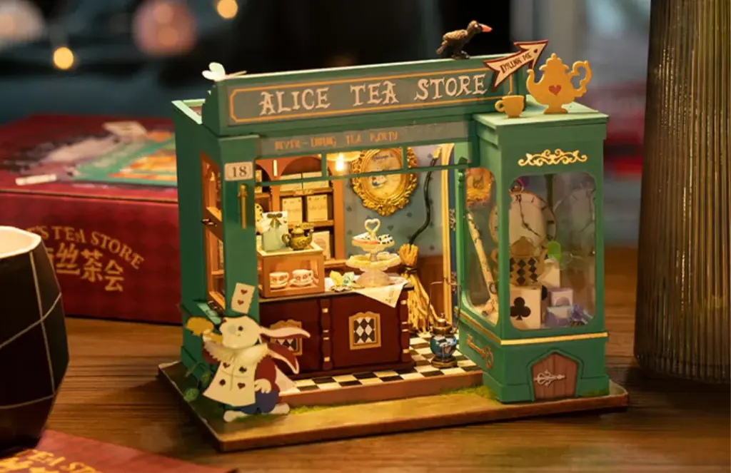 Alice's Tea Store 16