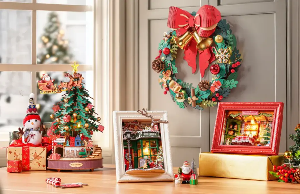 Santa's Toy Shop 18