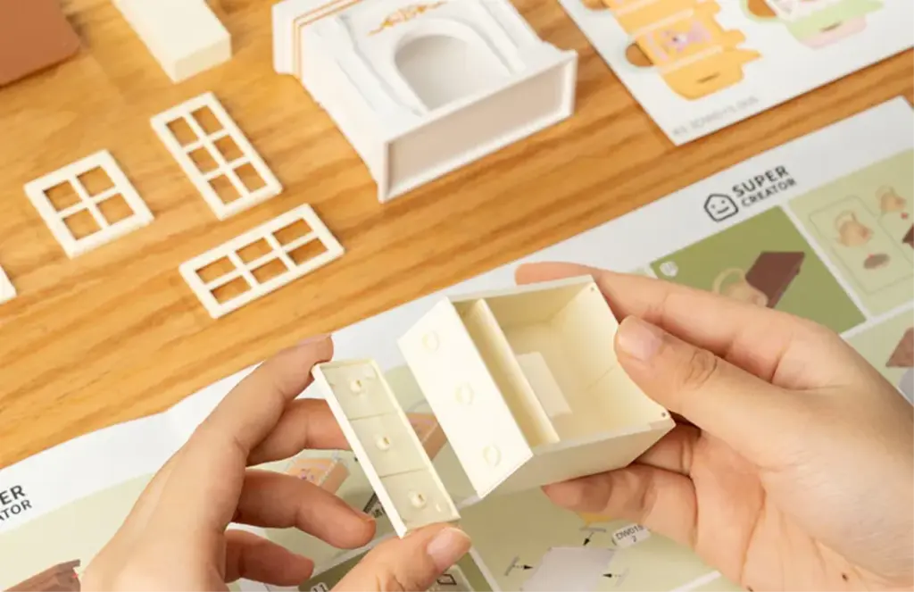 Warm Dining Room 14