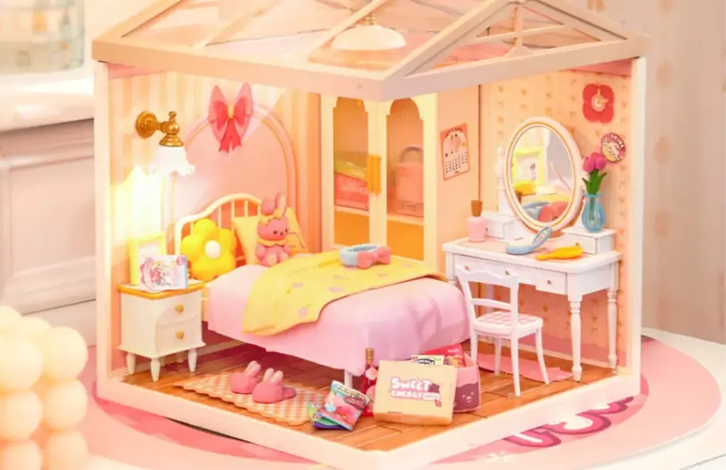 Lovely Pink Bedroom 11