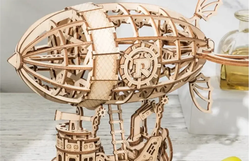 Airship 16