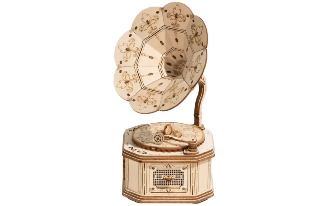 Gramophone 12