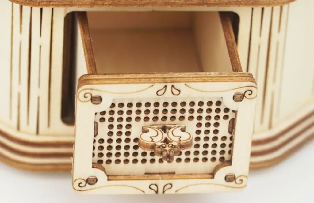 Gramophone 14