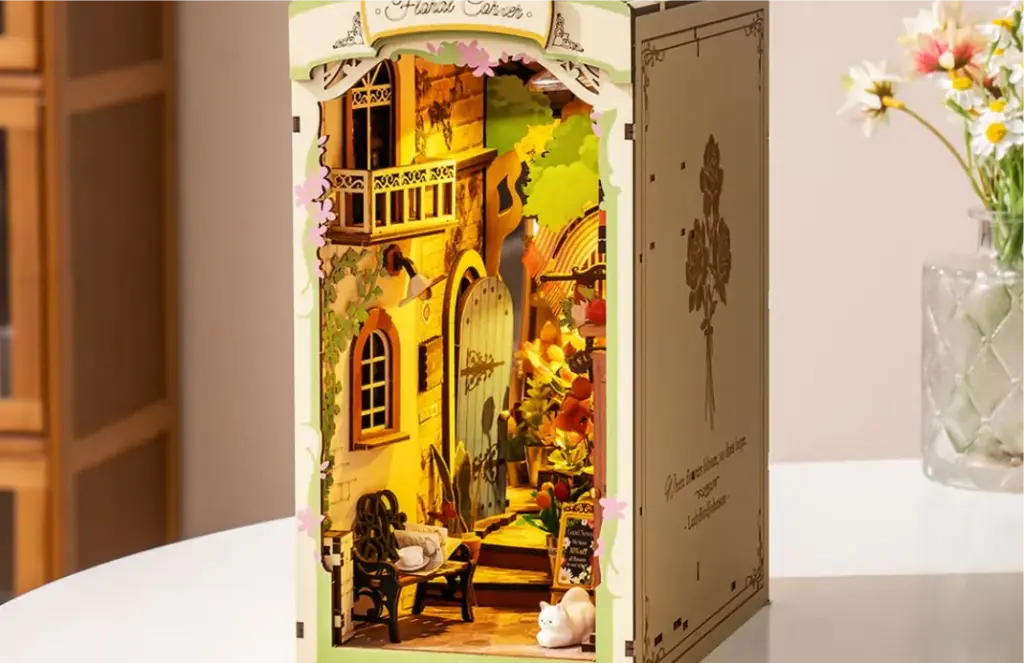 Floral Corner 12