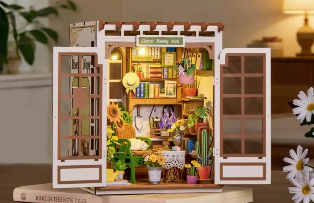 Secret Bloomy Nook 16