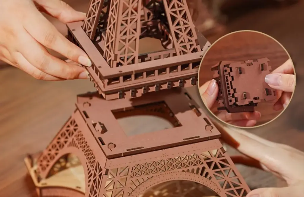 Night of the Eiffel Tower 14