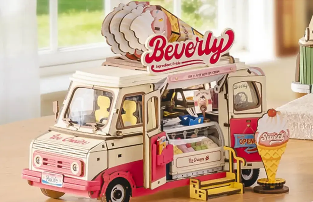 Beverly's Ice Cream Truck 17